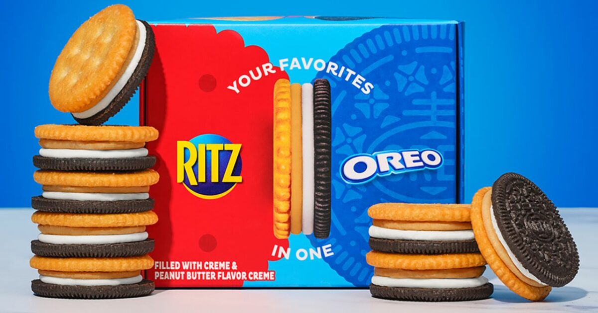 The Newest Snacking Sensation? Half an Oreo on a Ritz Cracker Spread